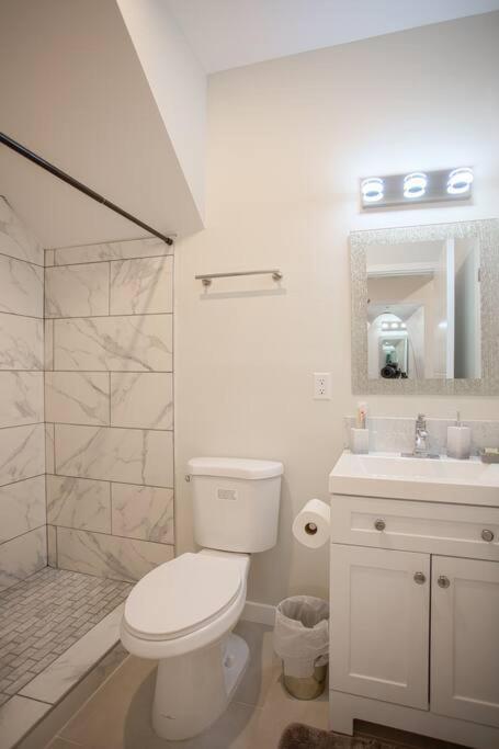 1-Bedroom With Cali King Size Bed In San Diego Eksteriør billede