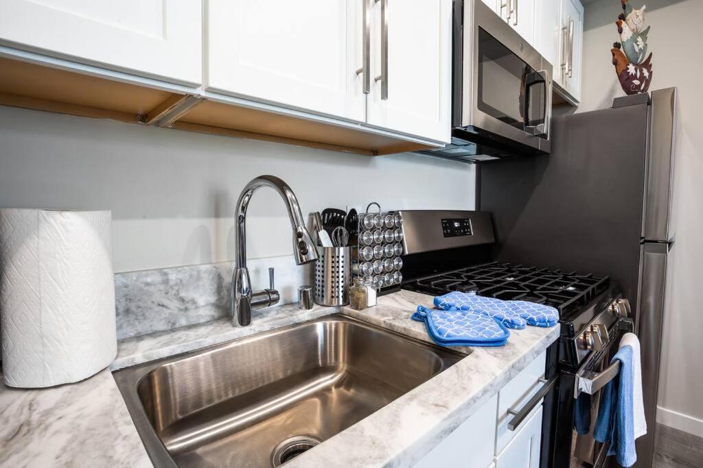1-Bedroom With Cali King Size Bed In San Diego Eksteriør billede